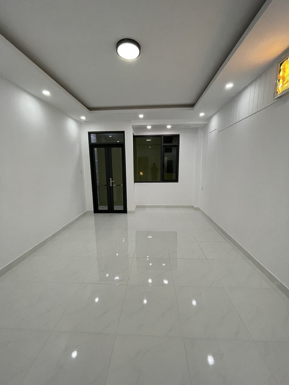 Bán nhà Nguyễn Đình Chính, Quận Phú Nhuận Siêu phẩm 4 lầu t.kế Singapore - gần Nguyễn Văn Trỗi